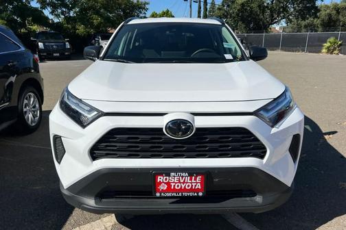 Ice Cap 2025 Toyota RAV4 Hybrid LE