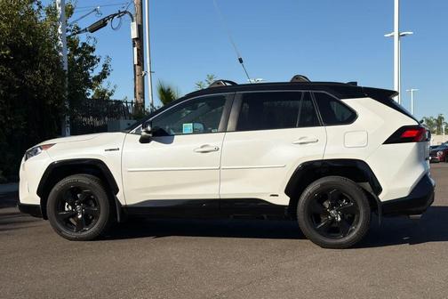 Blizzard Pearl/Midnight Black Metallic 2021 Toyota RAV4 Hybrid SE