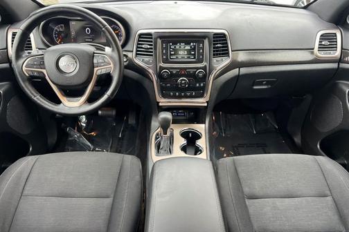 2017 Jeep Grand Cherokee Laredo