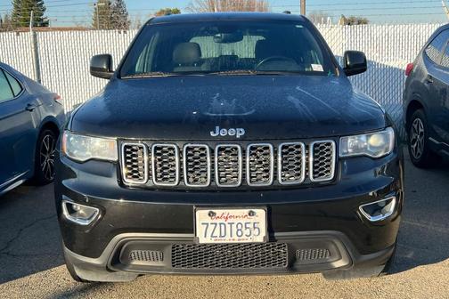 2017 Jeep Grand Cherokee Laredo