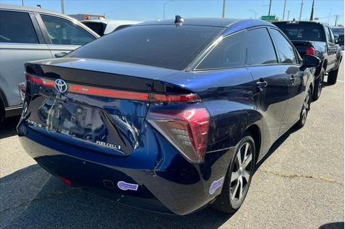 2018 Toyota Mirai Base