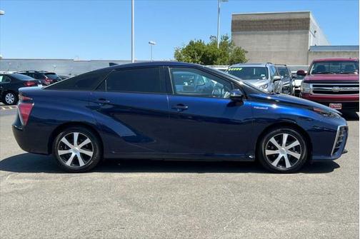 2018 Toyota Mirai Base