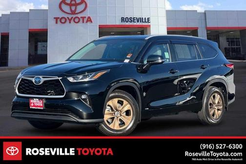 2023 Toyota Highlander Hybrid XLE