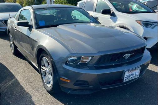 2012 Ford Mustang V6