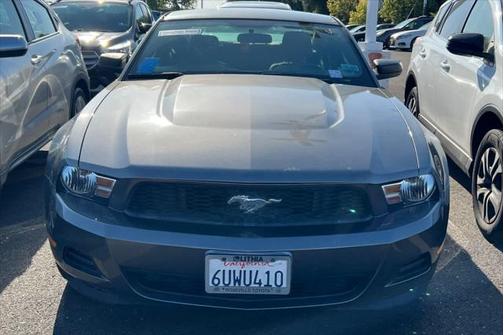 2012 Ford Mustang V6