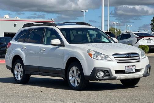 2013 Subaru Outback 2.5i Limited