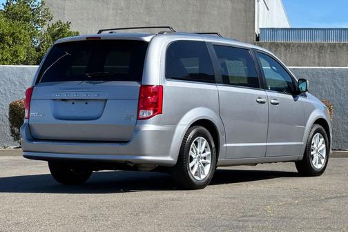 Billet Clearcoat 2019 Dodge Grand Caravan SXT