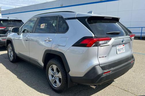 2022 Toyota RAV4 Hybrid LE