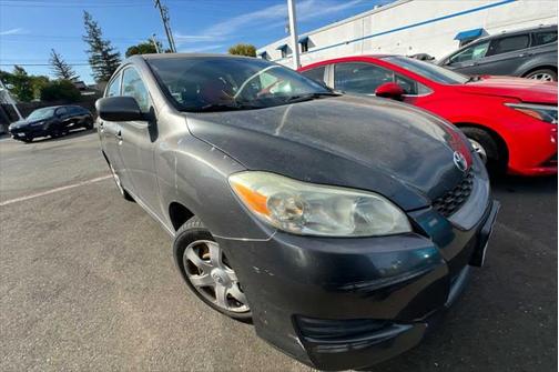 2009 Toyota Matrix Base