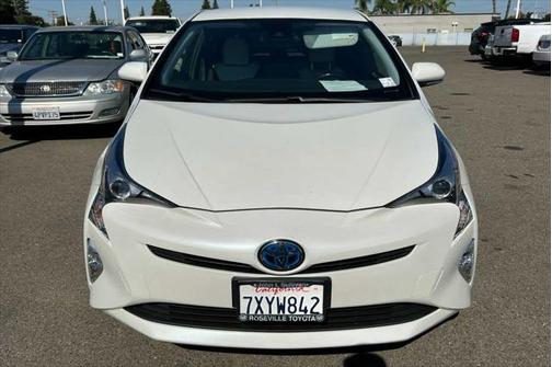 2016 Toyota Prius Three Touring