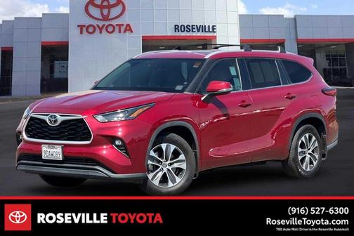 Ruby Flare Pearl 2022 Toyota Highlander XLE