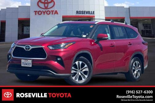 Ruby Flare Pearl 2022 Toyota Highlander XLE