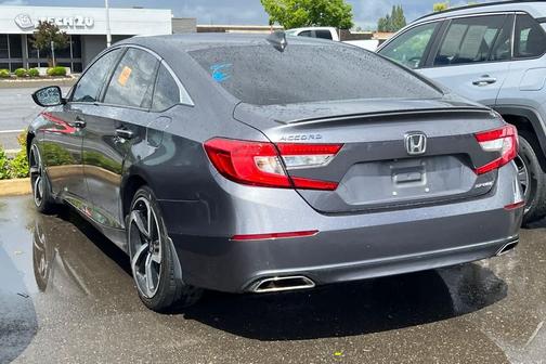 Modern Steel Metallic 2018 Honda Accord Sport