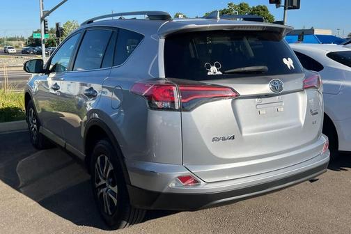 Silver Sky Metallic 2017 Toyota RAV4 LE