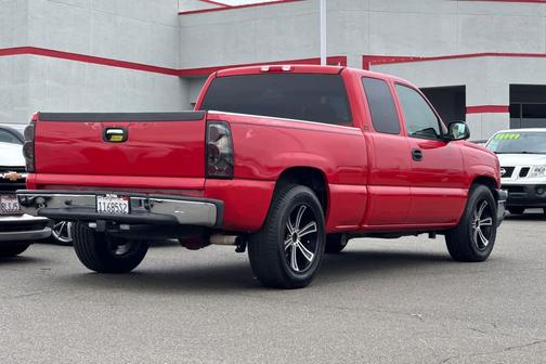 2004 Chevrolet Silverado 1500 Base