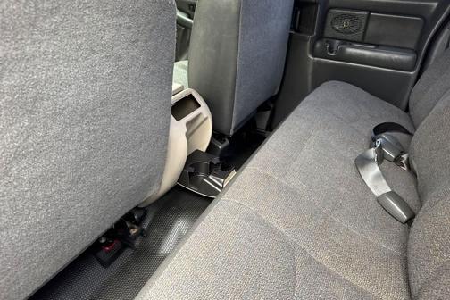 2004 Chevrolet Silverado 1500 Base