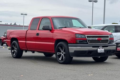 2004 Chevrolet Silverado 1500 Base