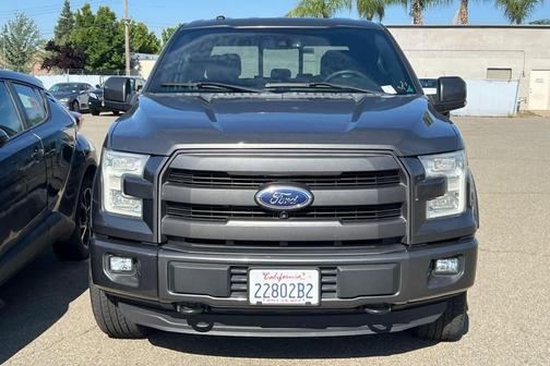 Magnetic Metallic 2016 Ford F-150 Lariat