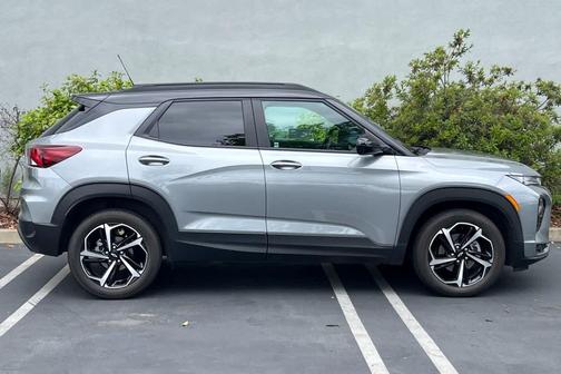 Sterling Gray Metallic 2023 Chevrolet Trailblazer RS
