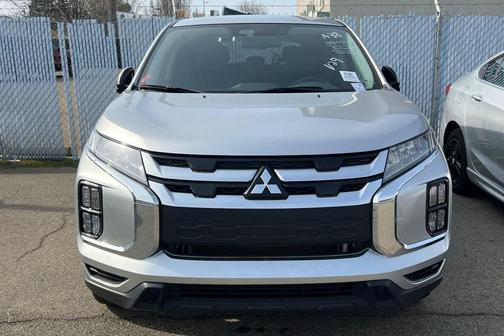 2024 Mitsubishi Outlander Sport SE