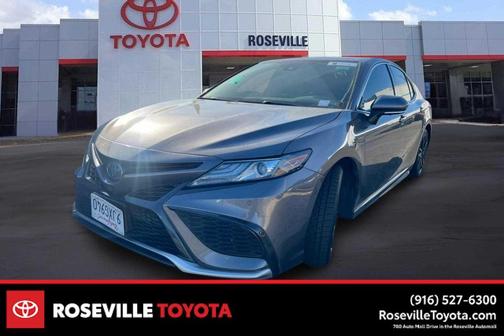 Predawn Gray Mica 2024 Toyota Camry Hybrid SE