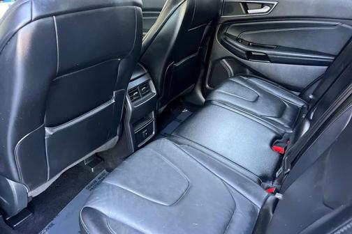 Shadow Black 2018 Ford Edge Titanium