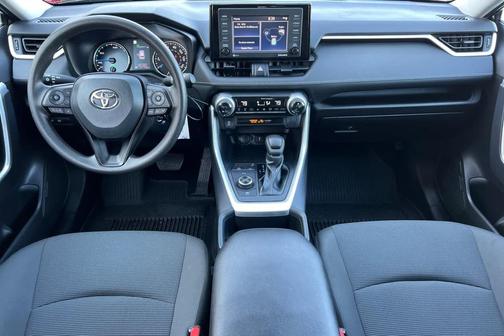2022 Toyota RAV4 Hybrid LE