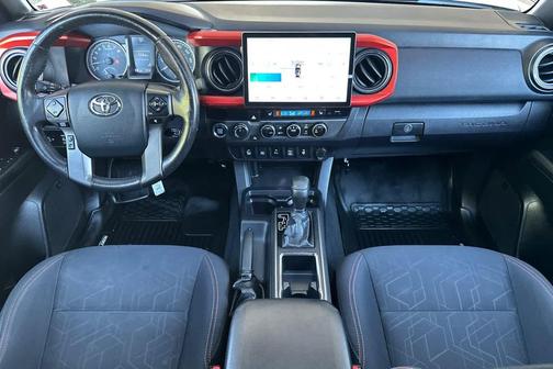 Super White 2017 Toyota Tacoma TRD Sport