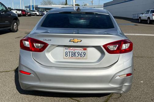 2017 Chevrolet Cruze LS