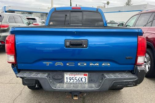 Blazing Blue Pearl 2017 Toyota Tacoma TRD Off Road