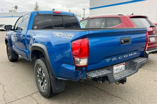 Blazing Blue Pearl 2017 Toyota Tacoma TRD Off Road
