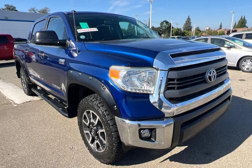 Blue Ribbon Metallic 2014 Toyota Tundra SR5
