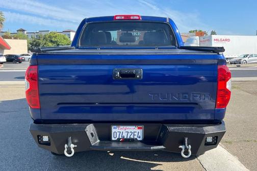 Blue Ribbon Metallic 2014 Toyota Tundra SR5