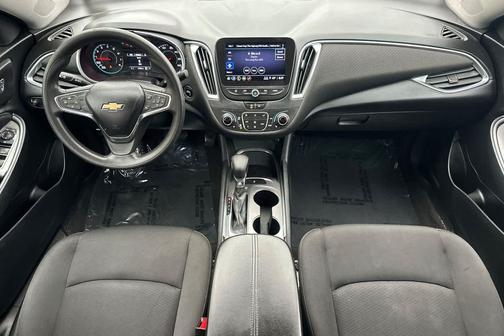 2021 Chevrolet Malibu FWD LT