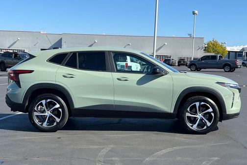 2024 Chevrolet Trax FWD 1RS