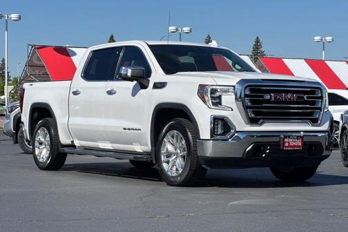 White Frost Tricoat 2021 GMC Sierra 1500 SLT