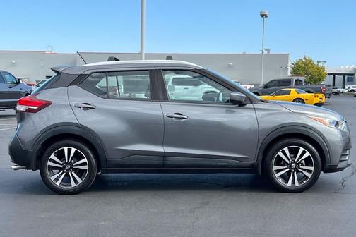 2019 Nissan Kicks SV