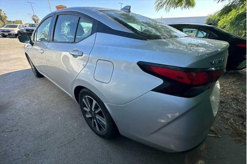 2021 Nissan Versa 1.6 SV