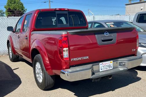 Cayenne Red Metallic 2019 Nissan Frontier SV