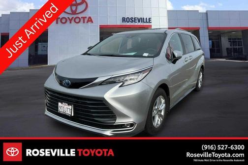 2025 Toyota Sienna Limited