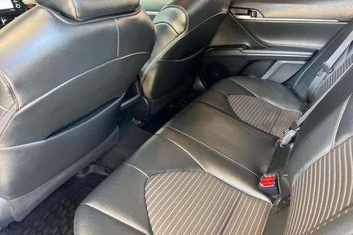 Celestial Silver Metallic 2021 Toyota Camry SE