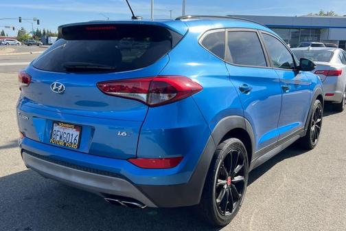 Caribbean Blue 2017 Hyundai TUCSON Night