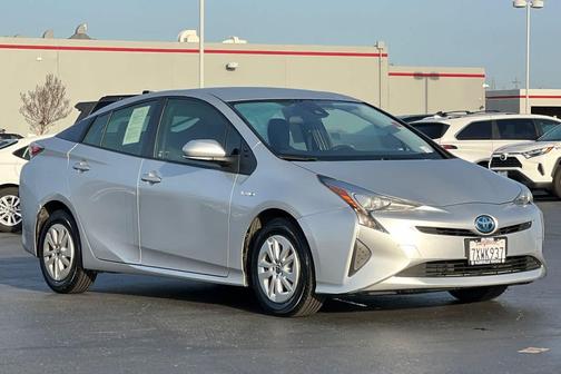 2017 Toyota Prius Four