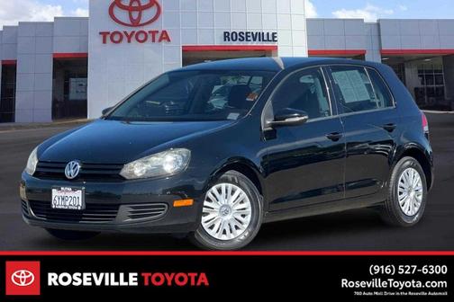 Black 2013 Volkswagen Golf 2.5L