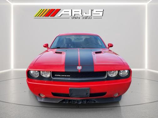 2009 Dodge Challenger SE