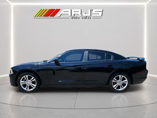 Pitch Black 2012 Dodge Charger SXT