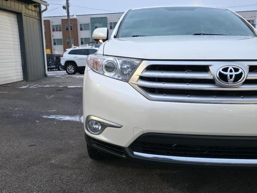 2013 Toyota Highlander Limited
