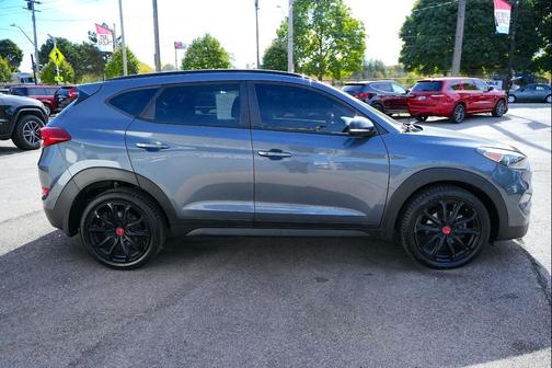 2017 Hyundai TUCSON Night