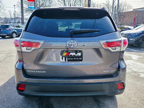 2016 Toyota Highlander XLE