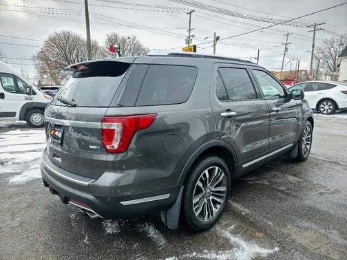 2018 Ford Explorer Platinum